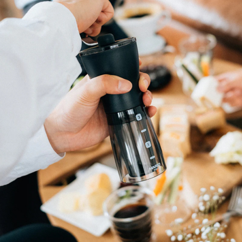 Manual coffee grinder - Hario Mini Slim  2