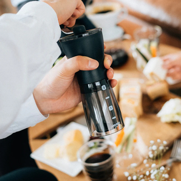 Manual coffee grinder - Hario Mini Slim 