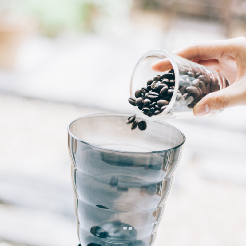 Compact electric coffee grinder - Hario  3